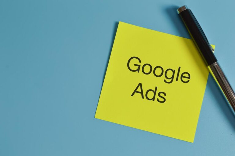 การประมวลผลข้อมูลของ Google Ads ในภาพระดับสูง เทคโนโลยีที่ถอดรหัสจากรหัสต่างๆ เข้าใจให้ดี.